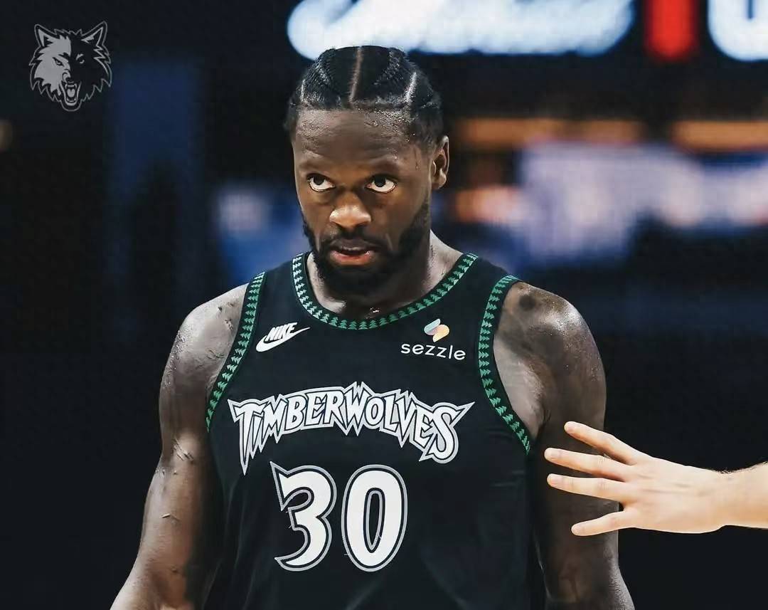 开云登录入口包含赛后萨克拉门托国王伤情更新：NBA总决赛节点到来；气氛紧张；球队文化再被提及的词条