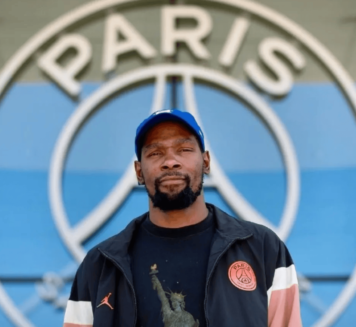 kaiyun体育集结日巴黎圣日耳曼调整名单以备NBA常规赛,刷新队史纪录环节打磨,气氛紧张,赛季目标并未改变的简单介绍